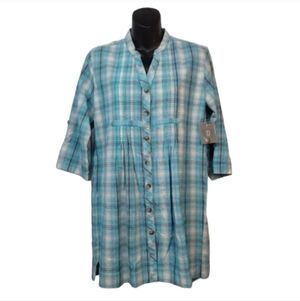 Relativity Women's Teal Plaid Button Down Shirt Size M NWT